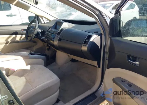 2004 Toyota Prius z USA, uszkodzony, nr VIN JTDKB22UX40005548